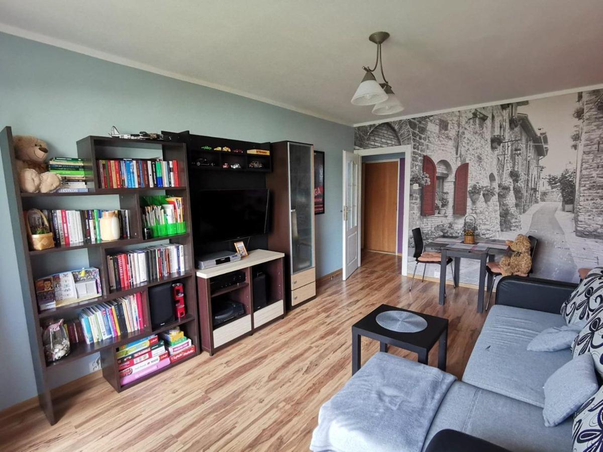 Kwadrat Maja Apartment Валбжих Екстериор снимка